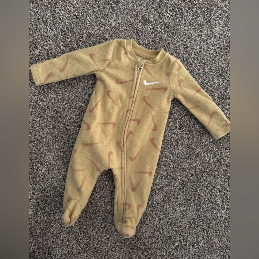 Nike Tan and Brown Baby Footie
